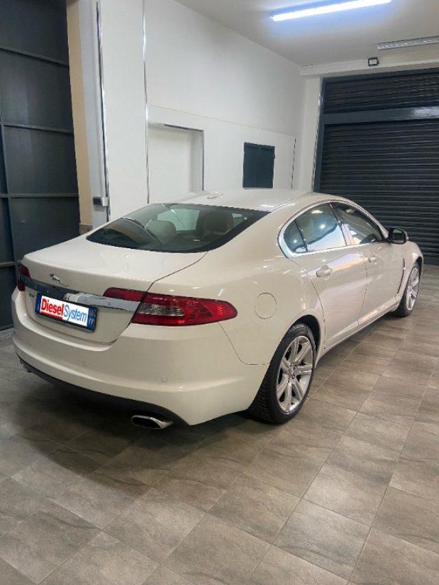 JAGUAR XF 2.7D V6 Premium Luxury