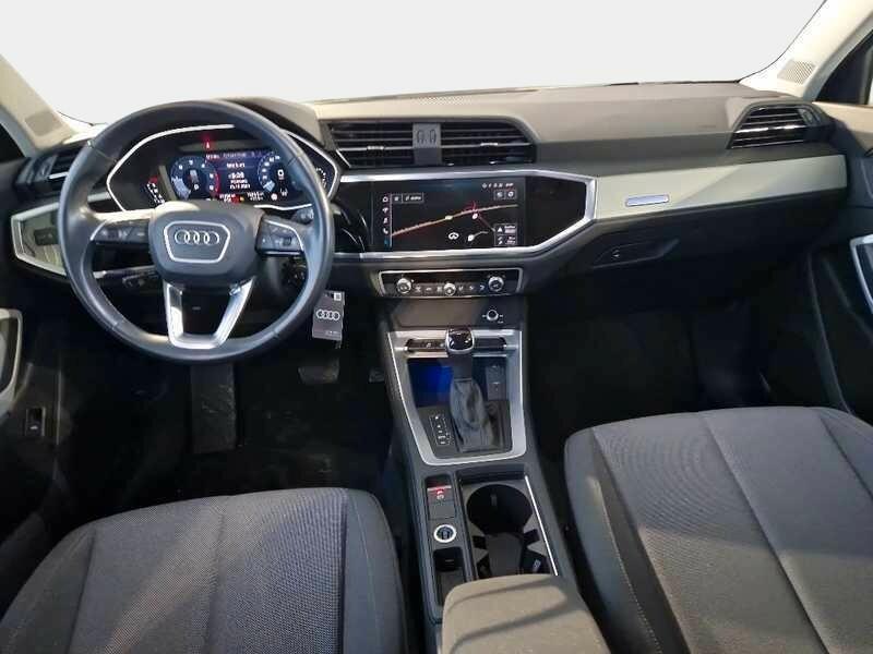 AUDI Q3 35 TDI S tronic Business