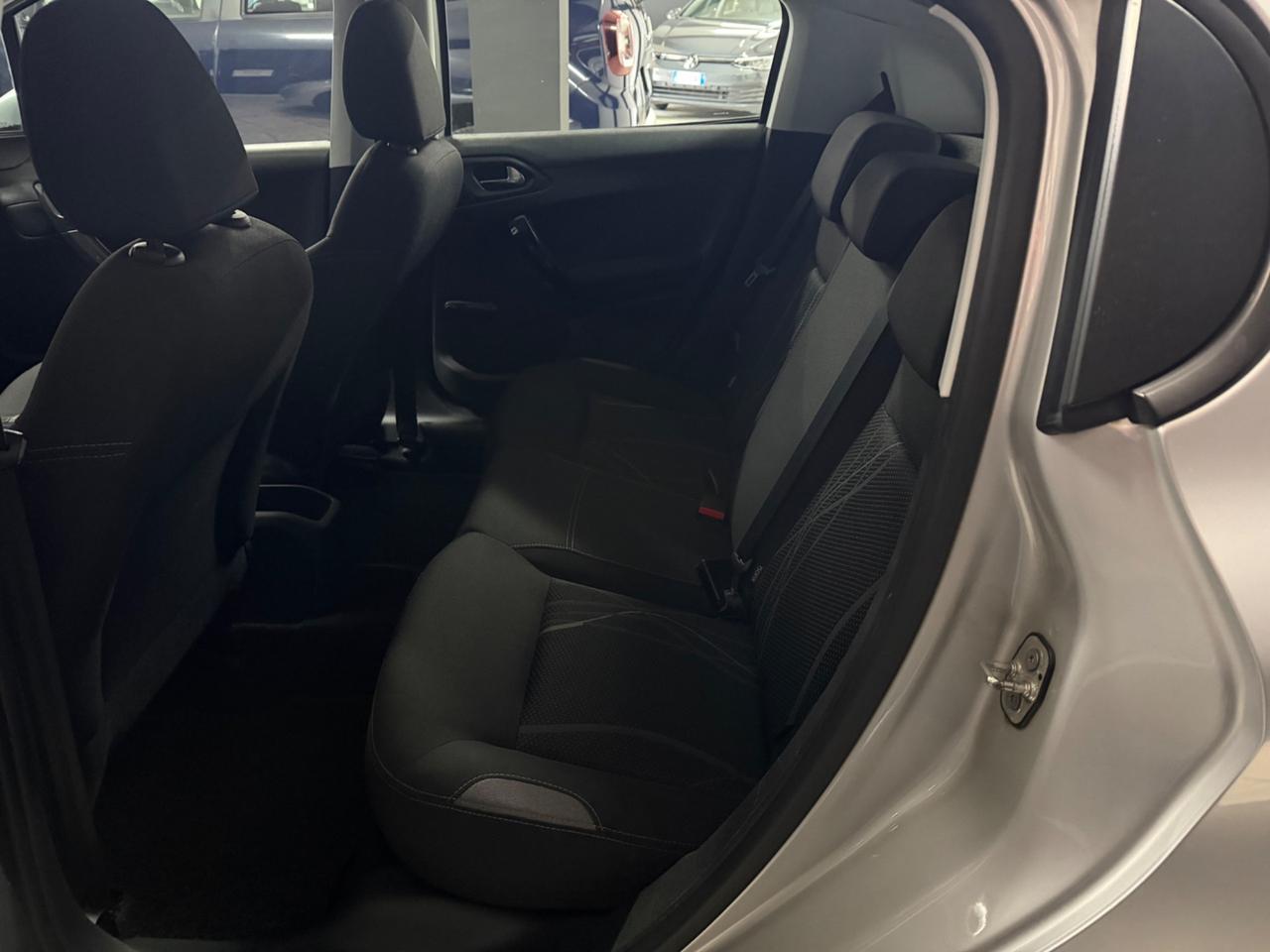 PEUGEOT 208 1.4 HDi (68) 5p Allure 2015