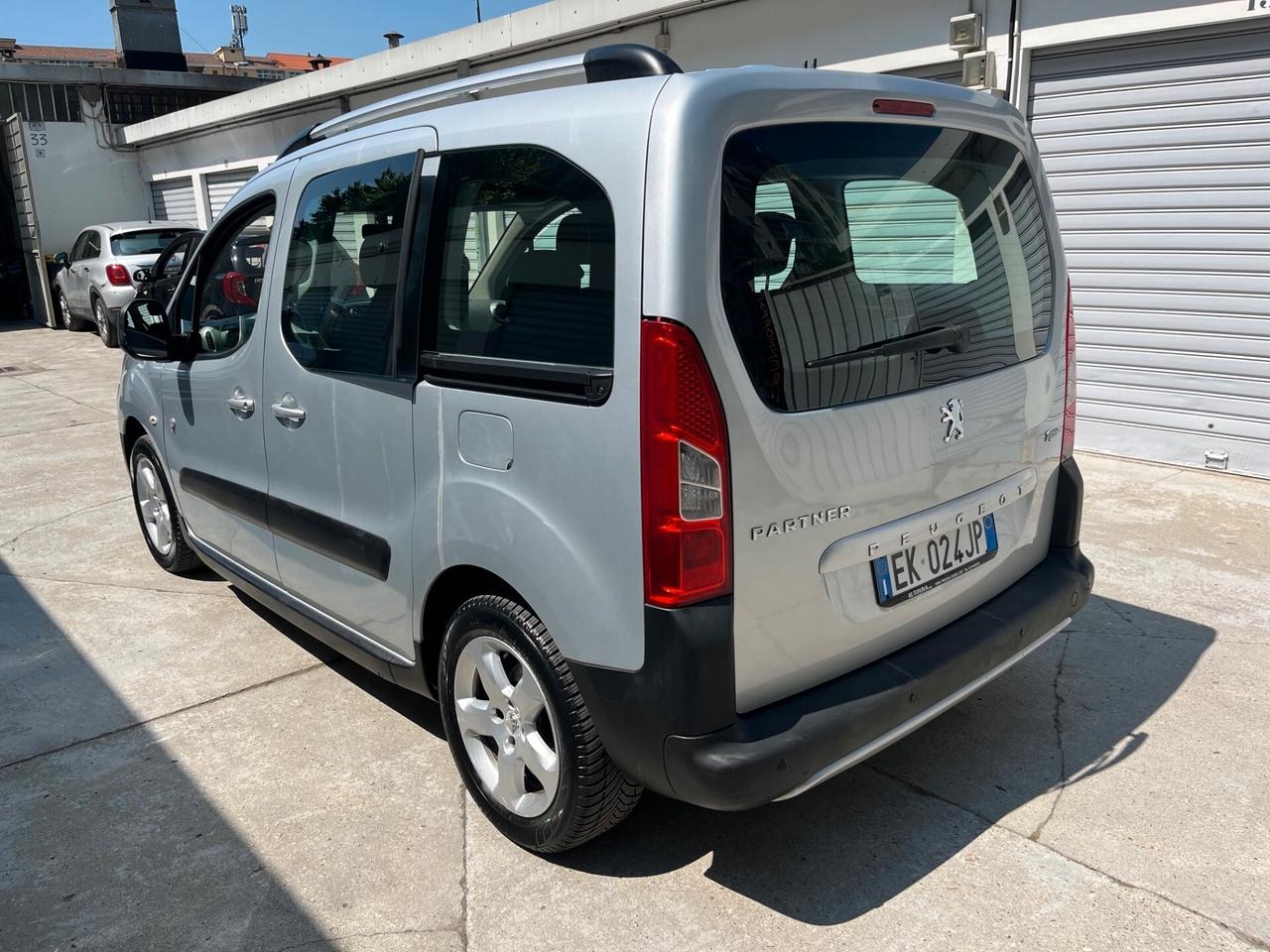 Peugeot Partner Tepee 1.6 VTi 120CV Outdoor GPL