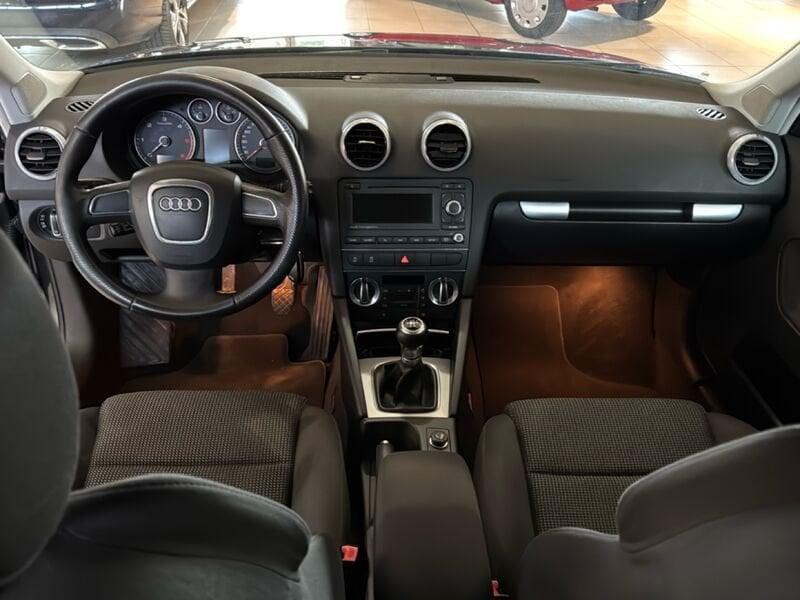 Audi A3 A3 SPB 1.6 TDI 105 CV CR Ambition Volano Rumoroso