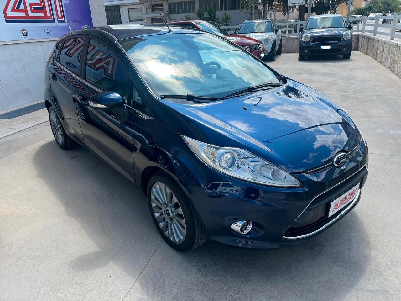 Ford Fiesta Titanium 1.4 5 porte Bz.- GPL
