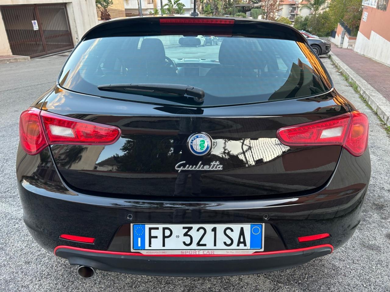 Alfa Romeo Giulietta 1.6 JTDm garanzia di 12 mesi