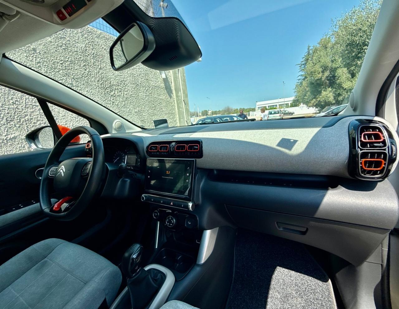 Citroen C3 Aircross BlueHDi 100,LED diurni, head-up display,cerchi diamantati,ecc.