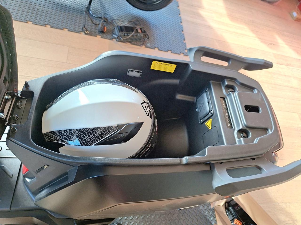 Niu NQiX 150 Anniversary