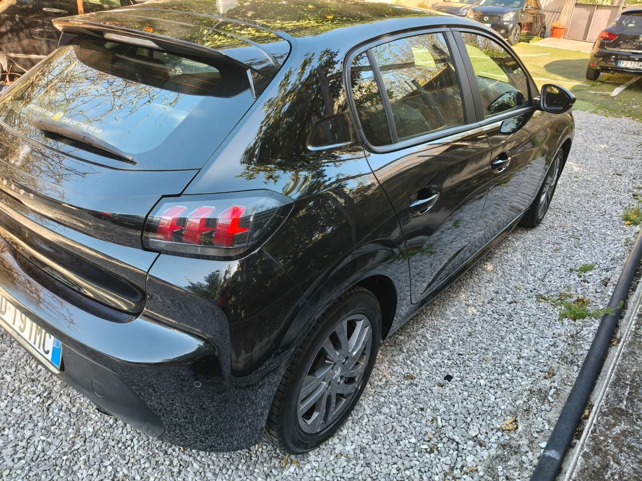 Peugeot 208 FULL OPTIONAL 2021 1,2 BENZINA