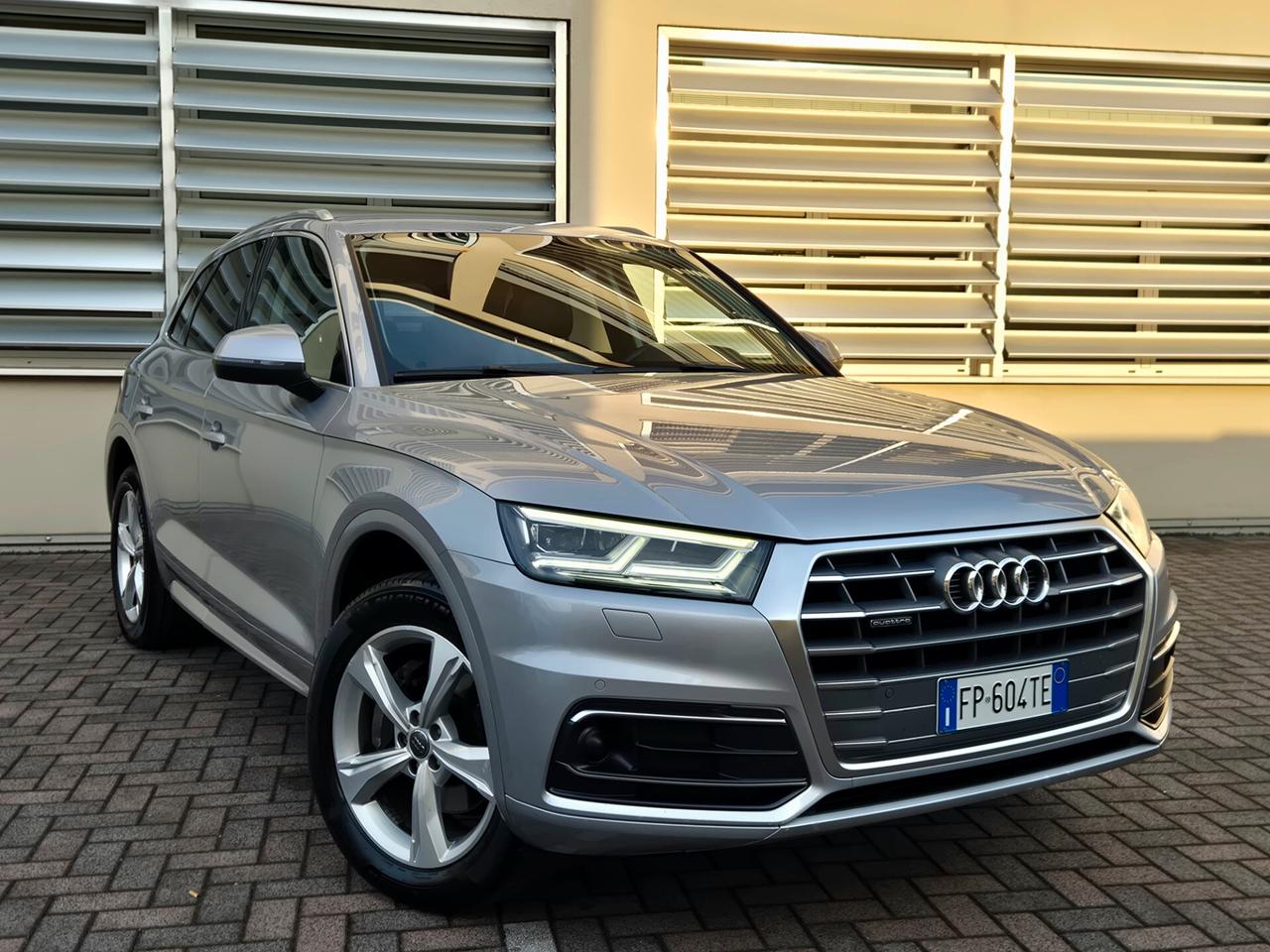 Audi Q5 2.0 TDI 190 CV quattro S tronic Sport