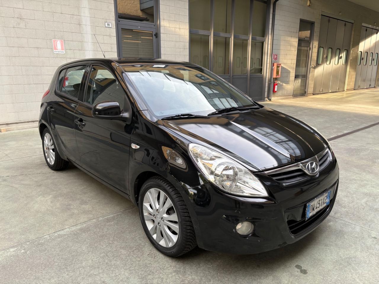 Hyundai i20 1.4 5p. Premium