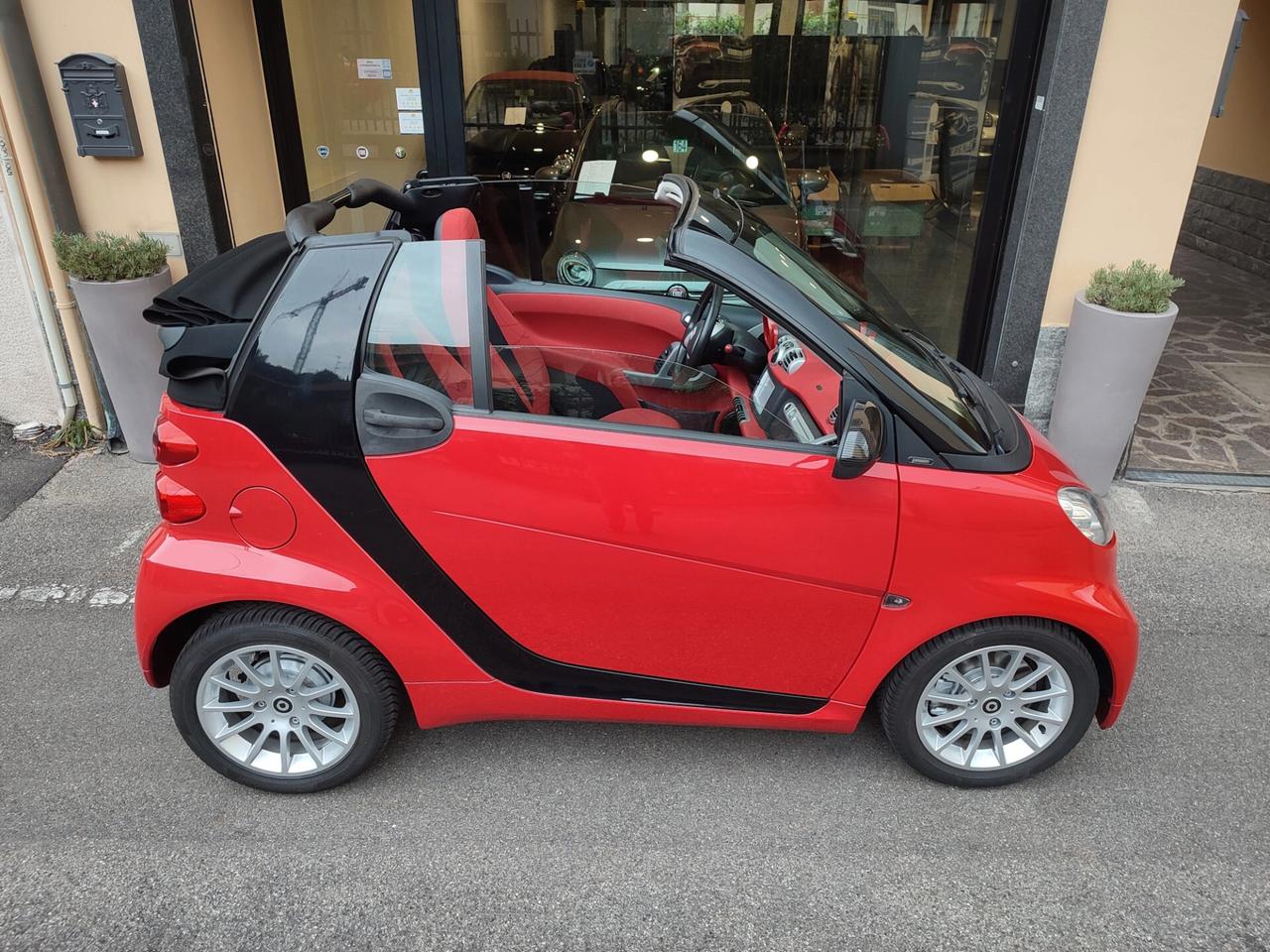 Smart ForTwo 1.0 52 kW MHD cabrio passion km 83.019 Navi Touch