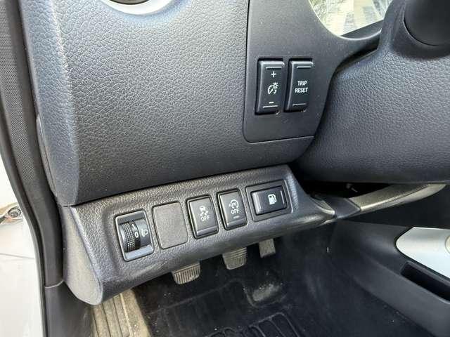 Nissan Navara Navara 2.3dci d.cabN-Connecta 4wd 163cv my19Gancio