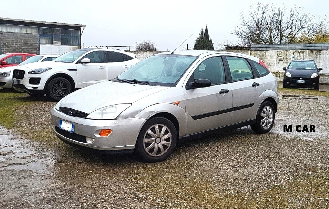 Ford Focus 1.6i 16V cat 5p. Ghia