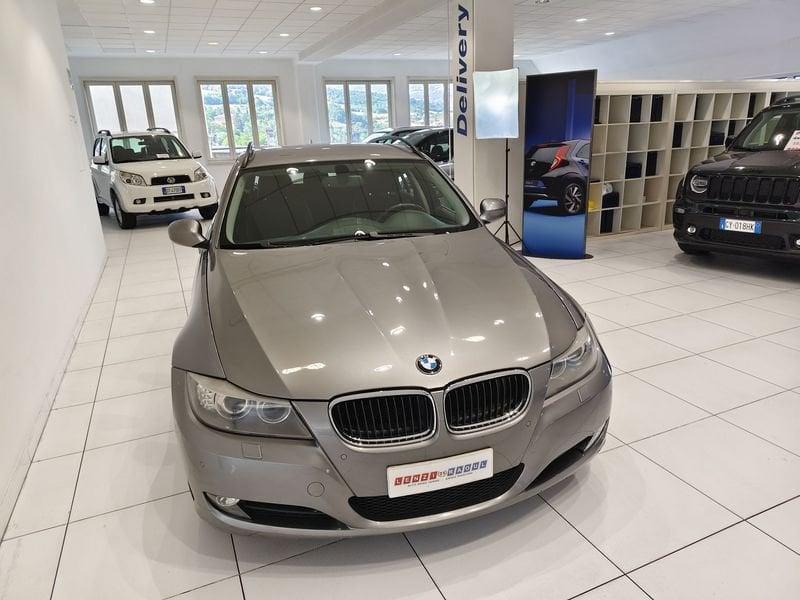 BMW Serie 3 320d CAT Touring xdrive Attiva*4x4*