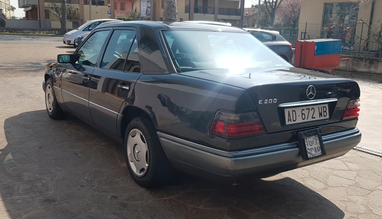 Mercedes-benz E 200 E 200 cat Avantgarde