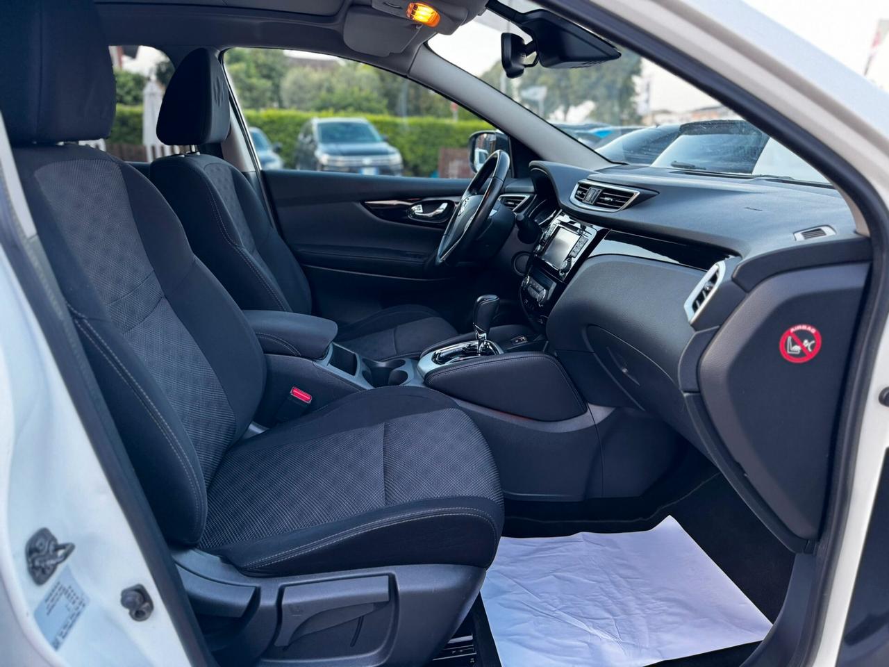 Nissan Qashqai 1.6 dCi 2WD N-Connecta