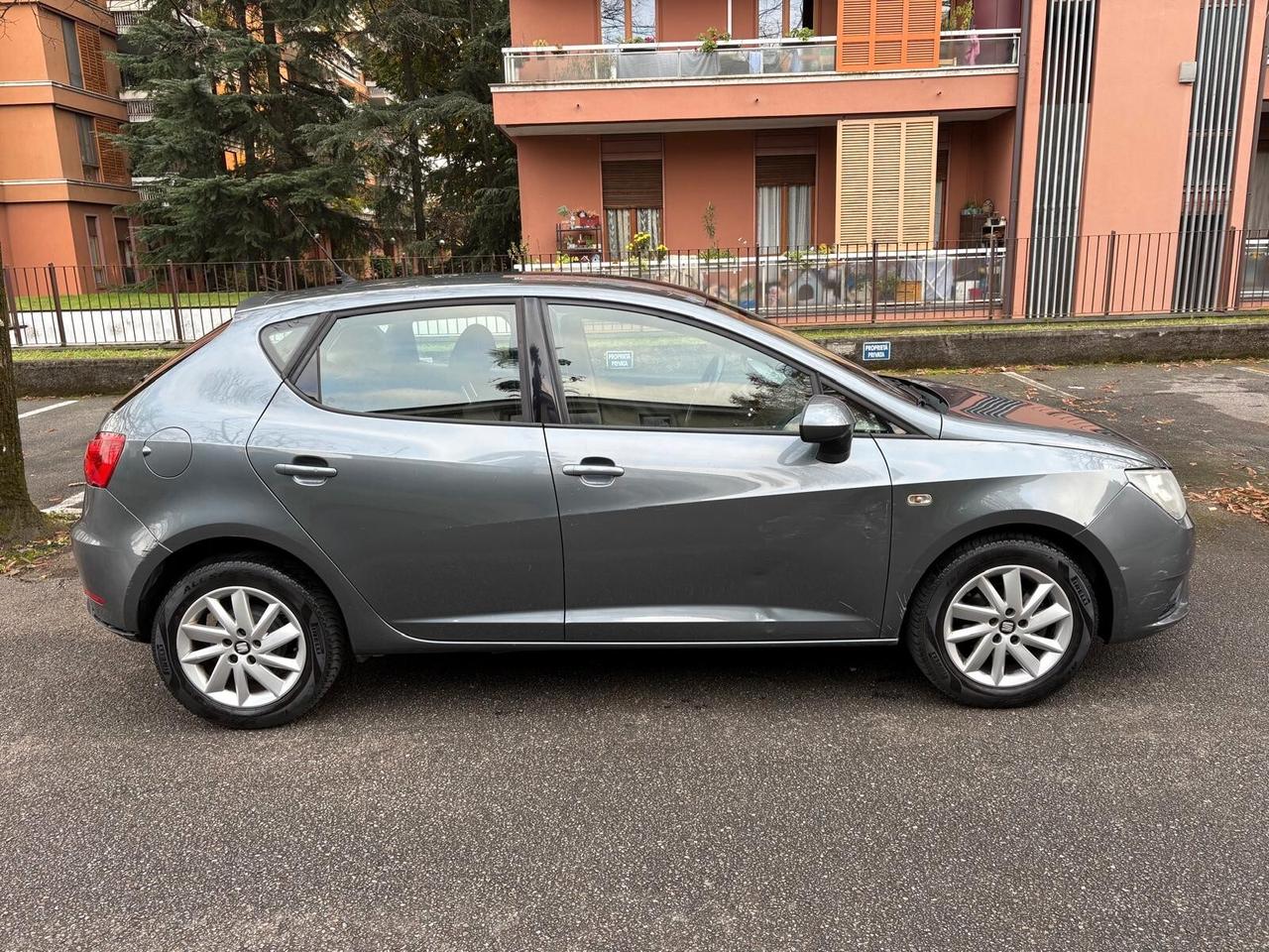 Seat Ibiza 1.2 70 CV 5p. Benzina