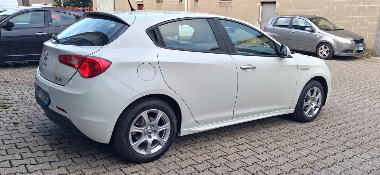 Alfa Romeo Giulietta 1.4 Turbo 105 CV Progression