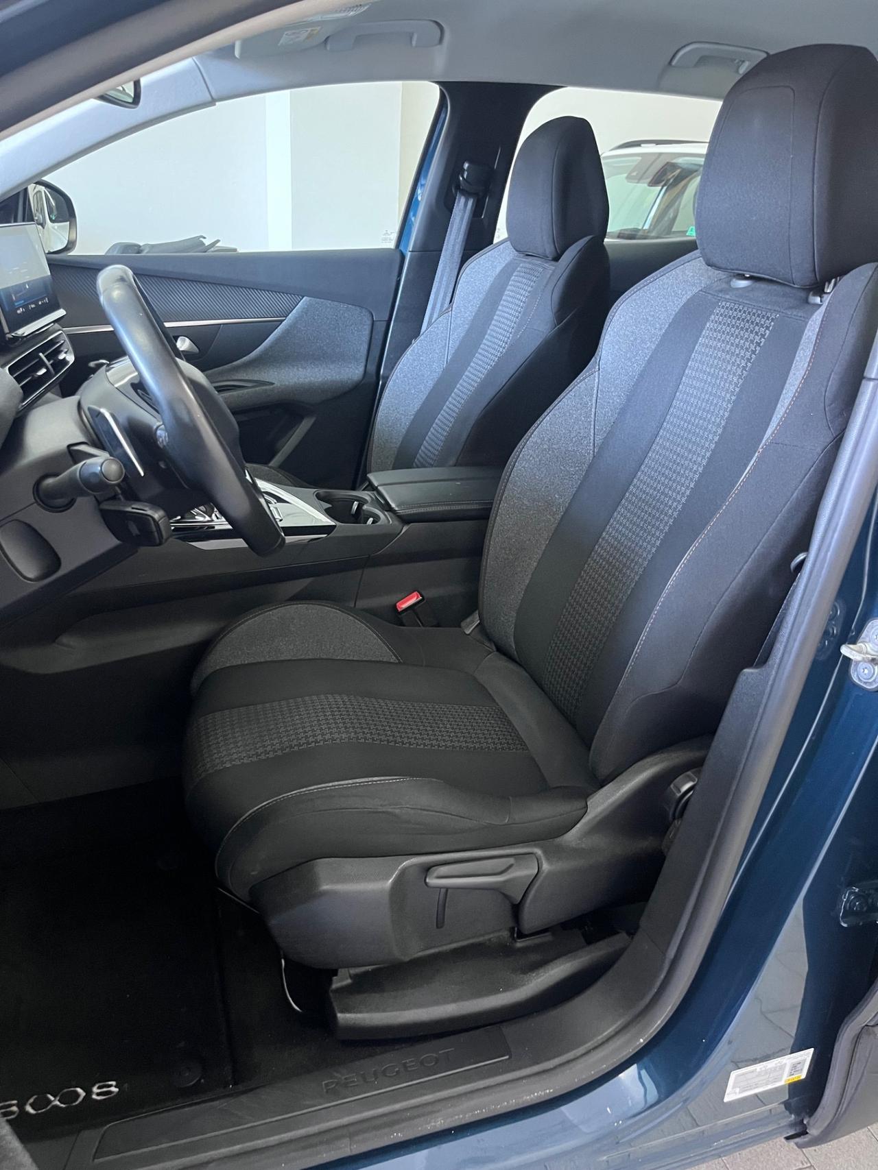 Peugeot 3008 BlueHDi 130 S&S Allure