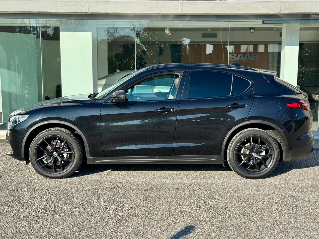 Alfa Romeo Stelvio 2.2 Turbodiesel 210 CV AT8 Q4 Super
