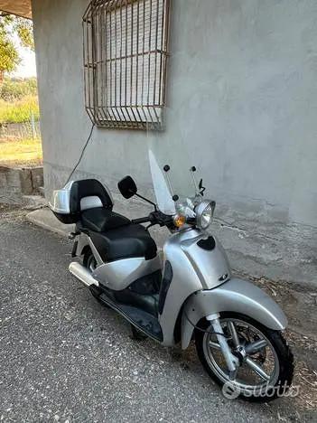 Aprilia scarabeo 200 solo 3.600 km tutto tagliand