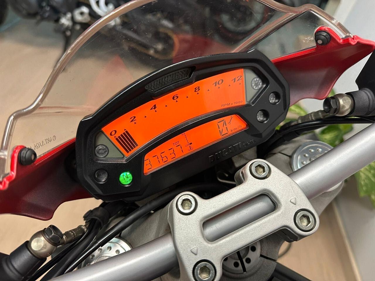 DUCATI MONSTER 696 DA 79€ AL MESE