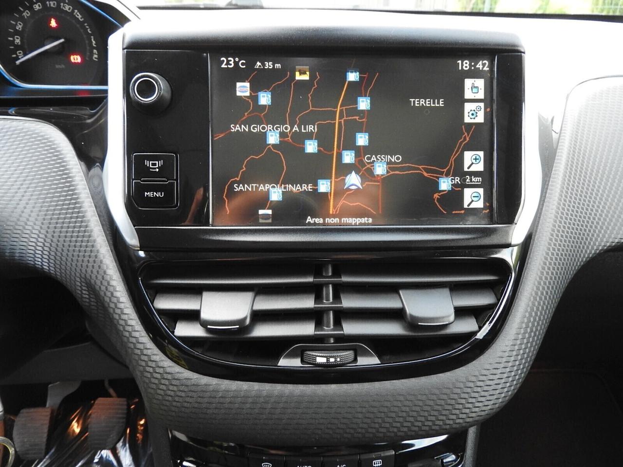 Peugeot 2008 1.6 e-HDi 92 CV NEOP. NAVI