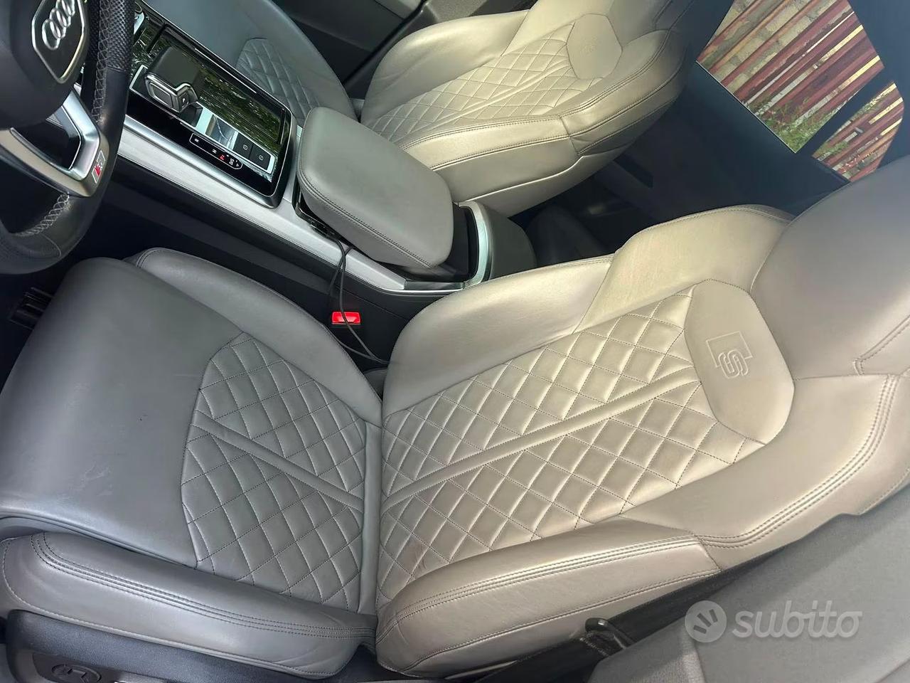 AUDI Q8 45 TDI