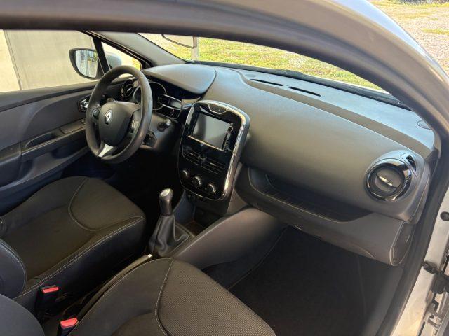 RENAULT Clio 1.2 75CV 5 porte Wave EURO 5 OK NEOPATENTATI