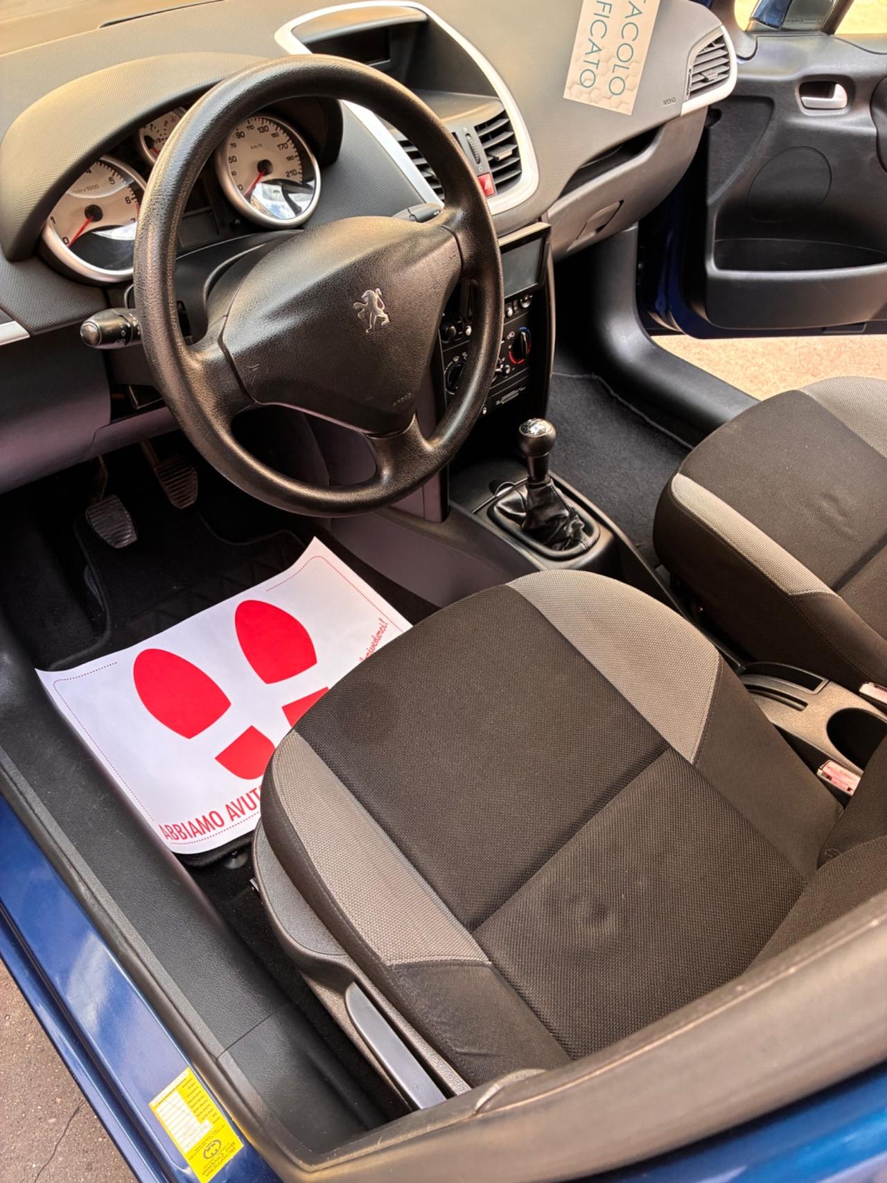 Peugeot 207 benz. NAVI 2009 - appena tagliandata !
