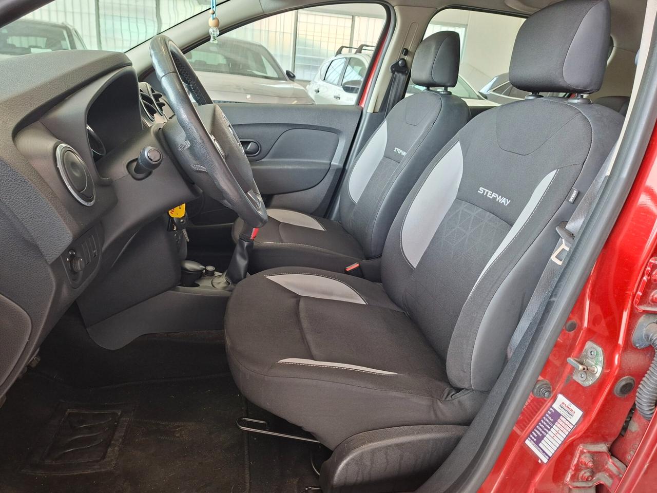 Dacia Sandero StepWay 1.5 dci / DA NEOPATENTATI / CINGHIA FATTA