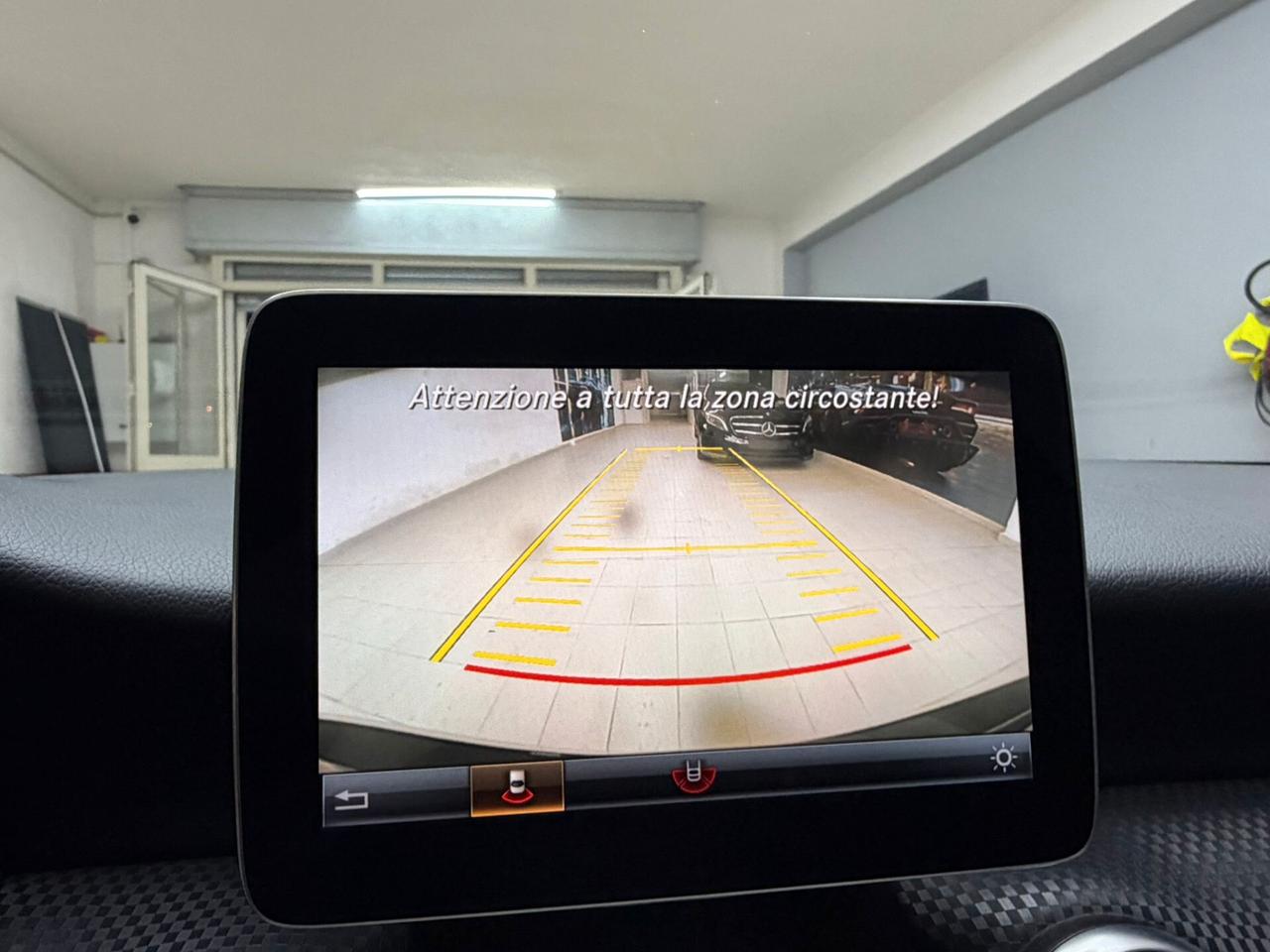 Mercedes-benz A 200 d Premium