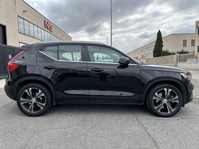 Volvo XC40 Recharge T5 Plug-in Hybrid Recharge R-Design