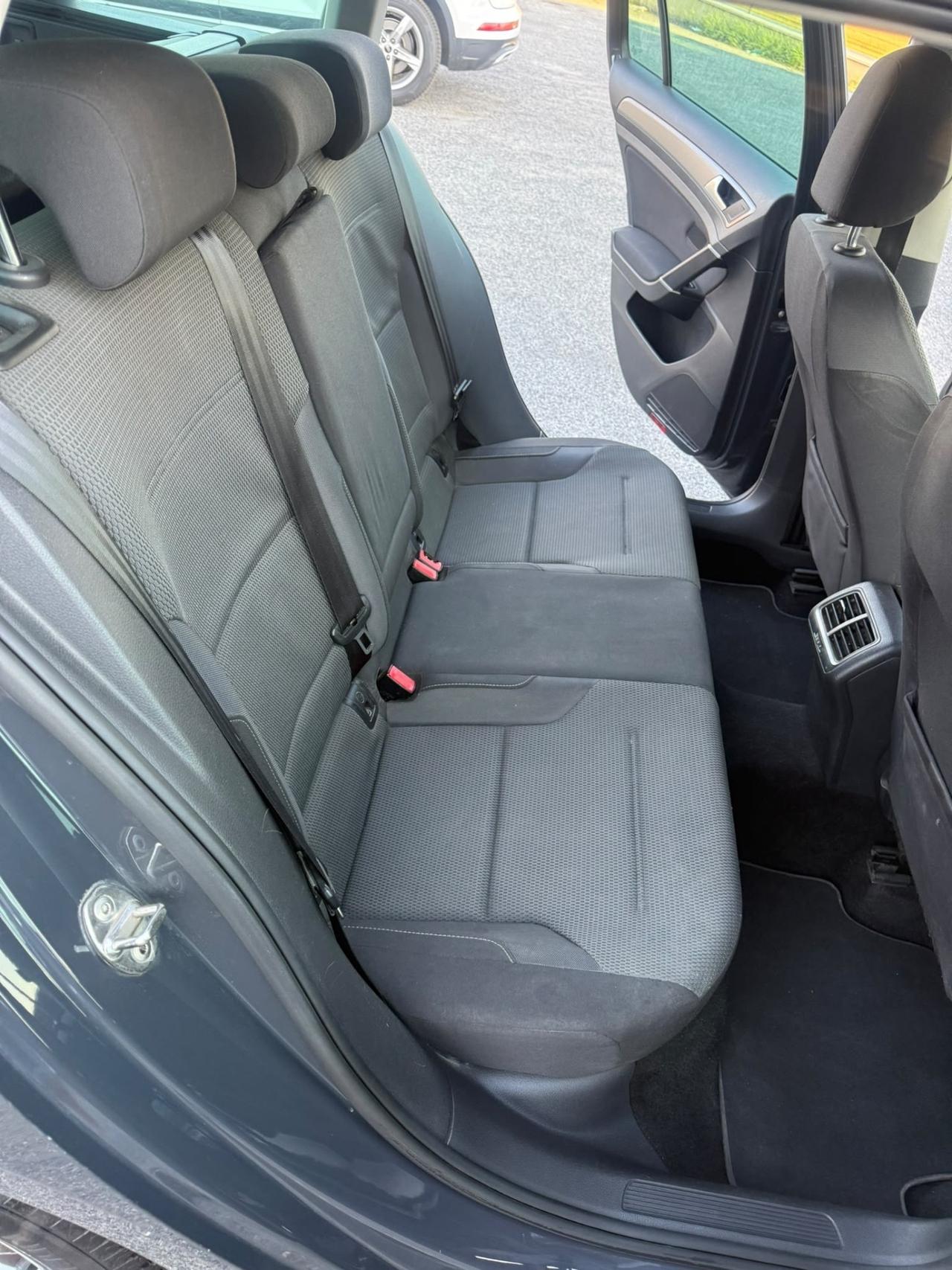 Volkswagen Golf Variant 1.2 TSI 110 CV Comfortline BlueMot. Technology