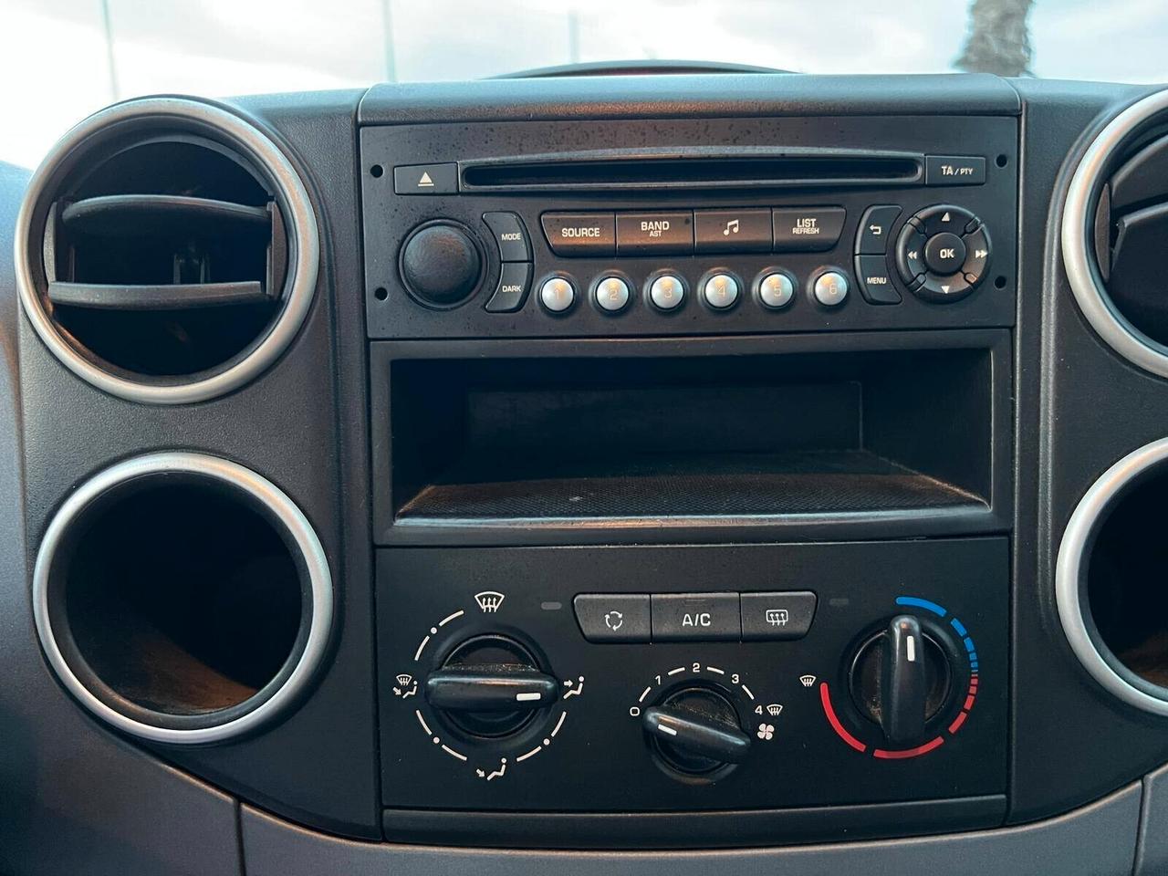 Peugeot Partner Tepee 1.6 HDi 115CV Active