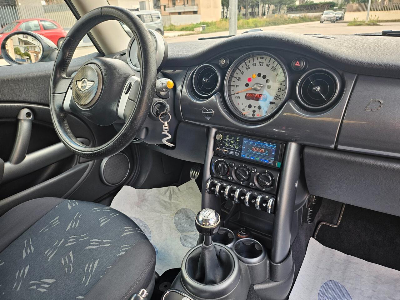 Mini Cooper One D Neopatentati