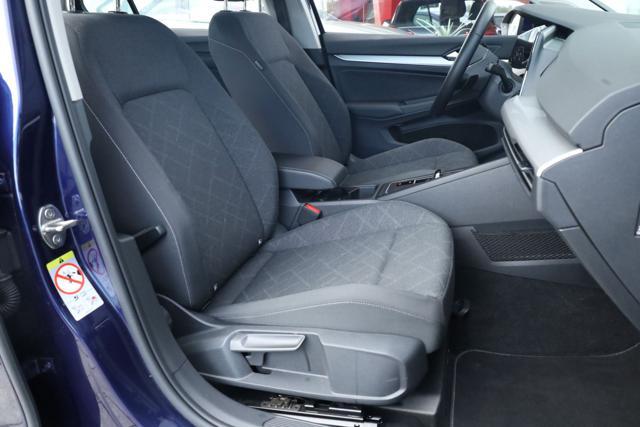 VOLKSWAGEN Golf 1.0 eTSI EVO DSG Life