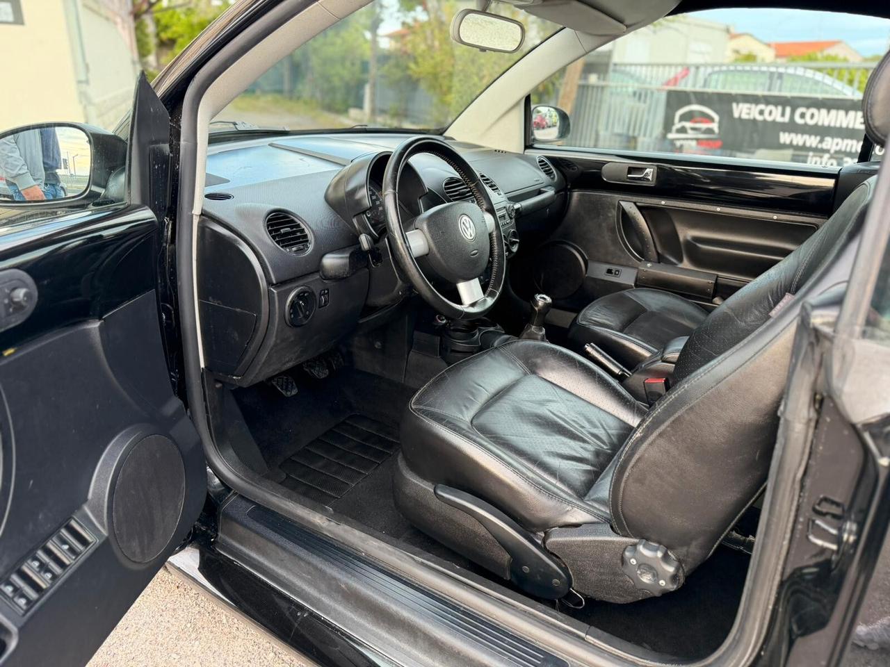 Volkswagen New Beetle 1.4 16V Cabrio