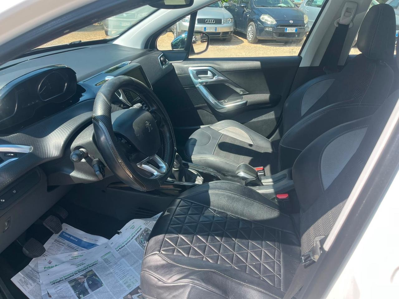 Peugeot 2008 BlueHDi 100 Black Matt