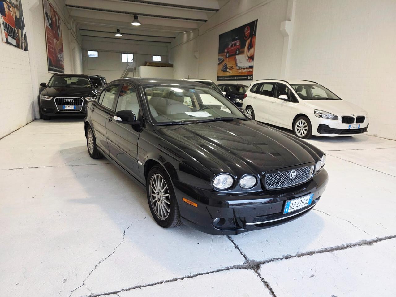Jaguar X-Type 2.2D cat aut. Premium Luxury cDPF