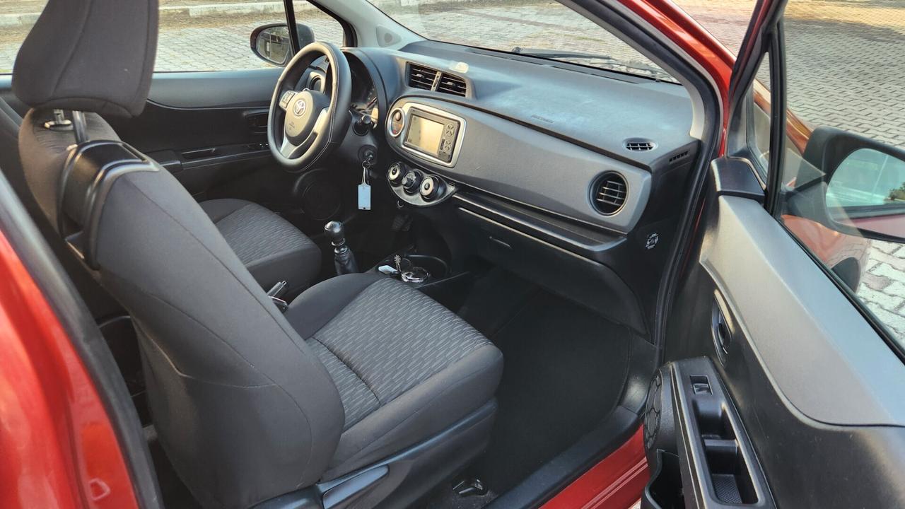 Toyota Yaris 1.4 D-4D 3 porte Lounge