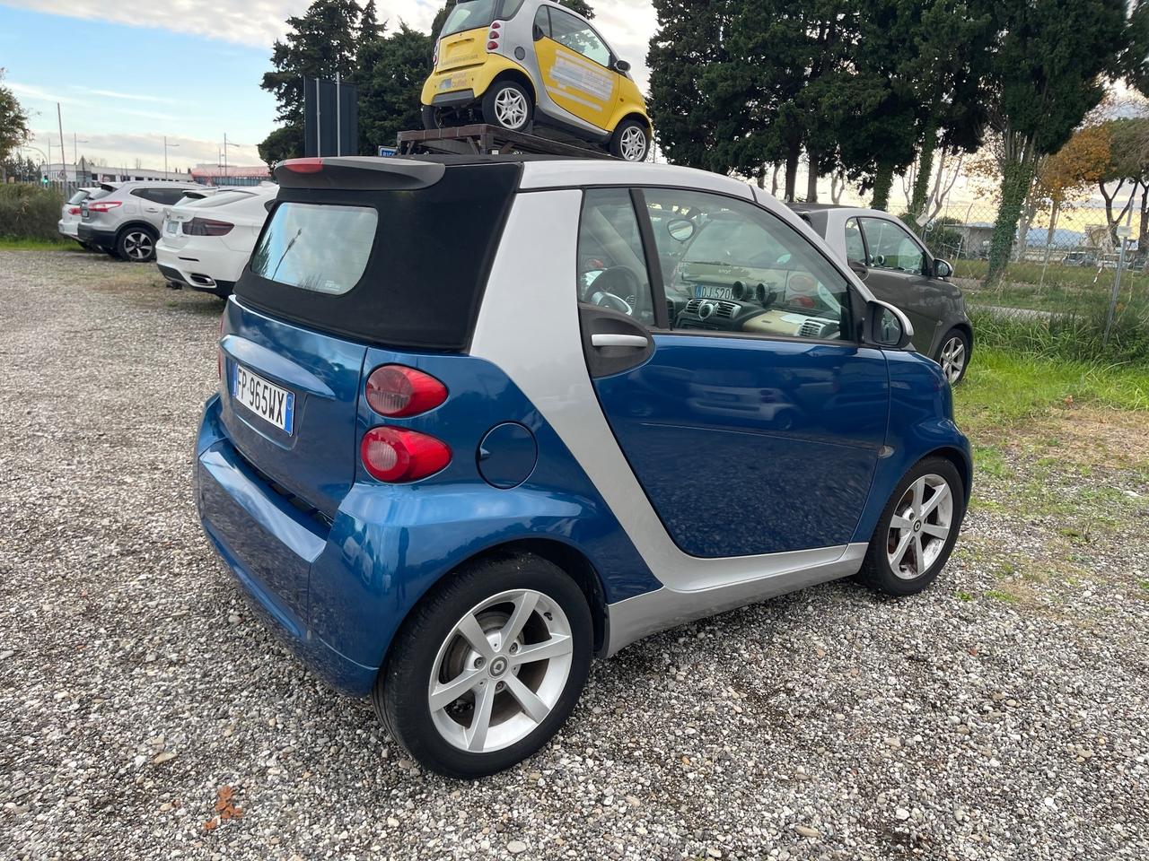 Smart ForTwo 1000 52 kW MHD cabrio pulse