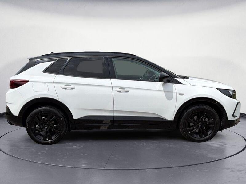 Opel Grandland 1.2 130cv GS Line AT8