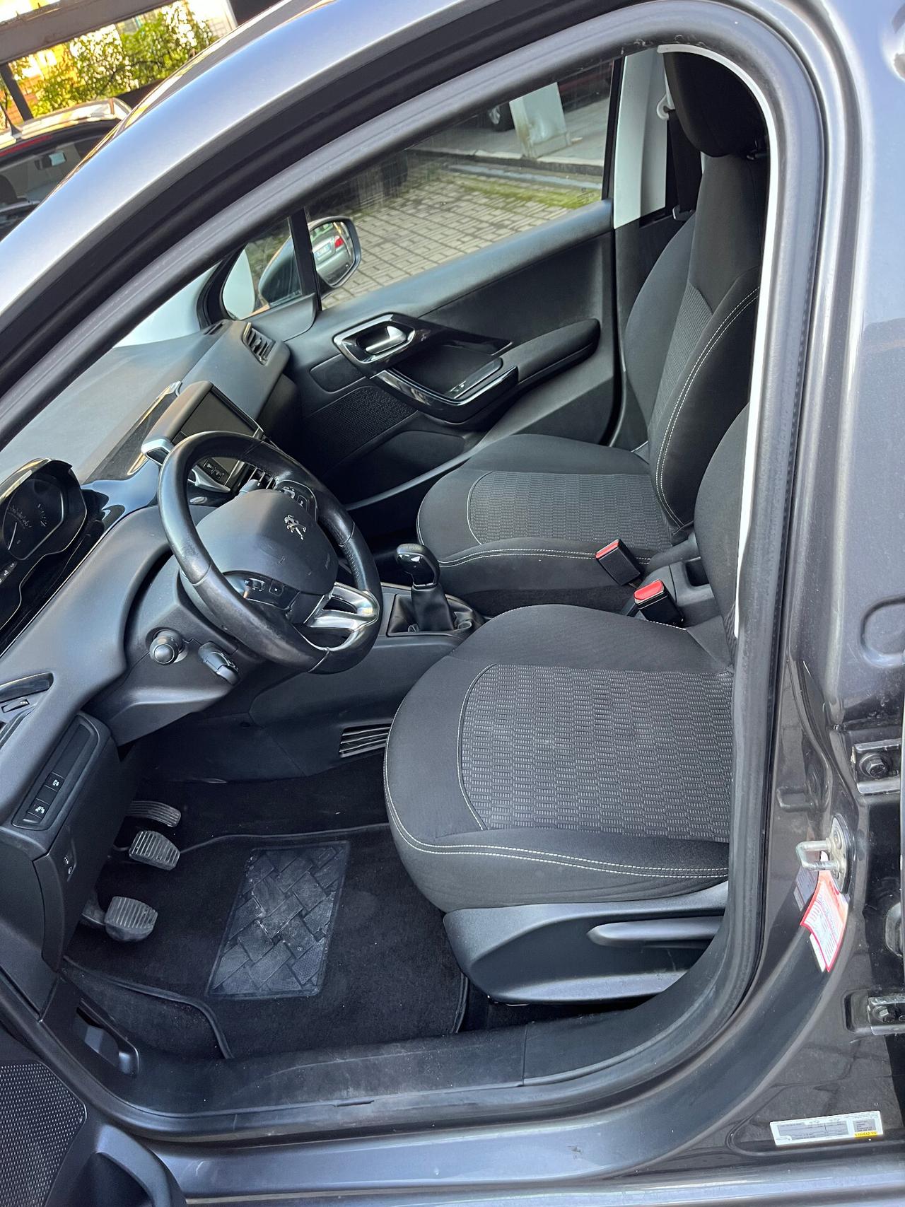 Peugeot 208 PureTech 82 Stop&Start 5 porte Allure