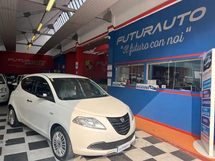 Lancia Ypsilon 1.2 Benzina Platinum S/S 69CV - IDEALE NEO PATENTATI! PASSAGGIO E GARANZIA 12 MESI COMPLETA
