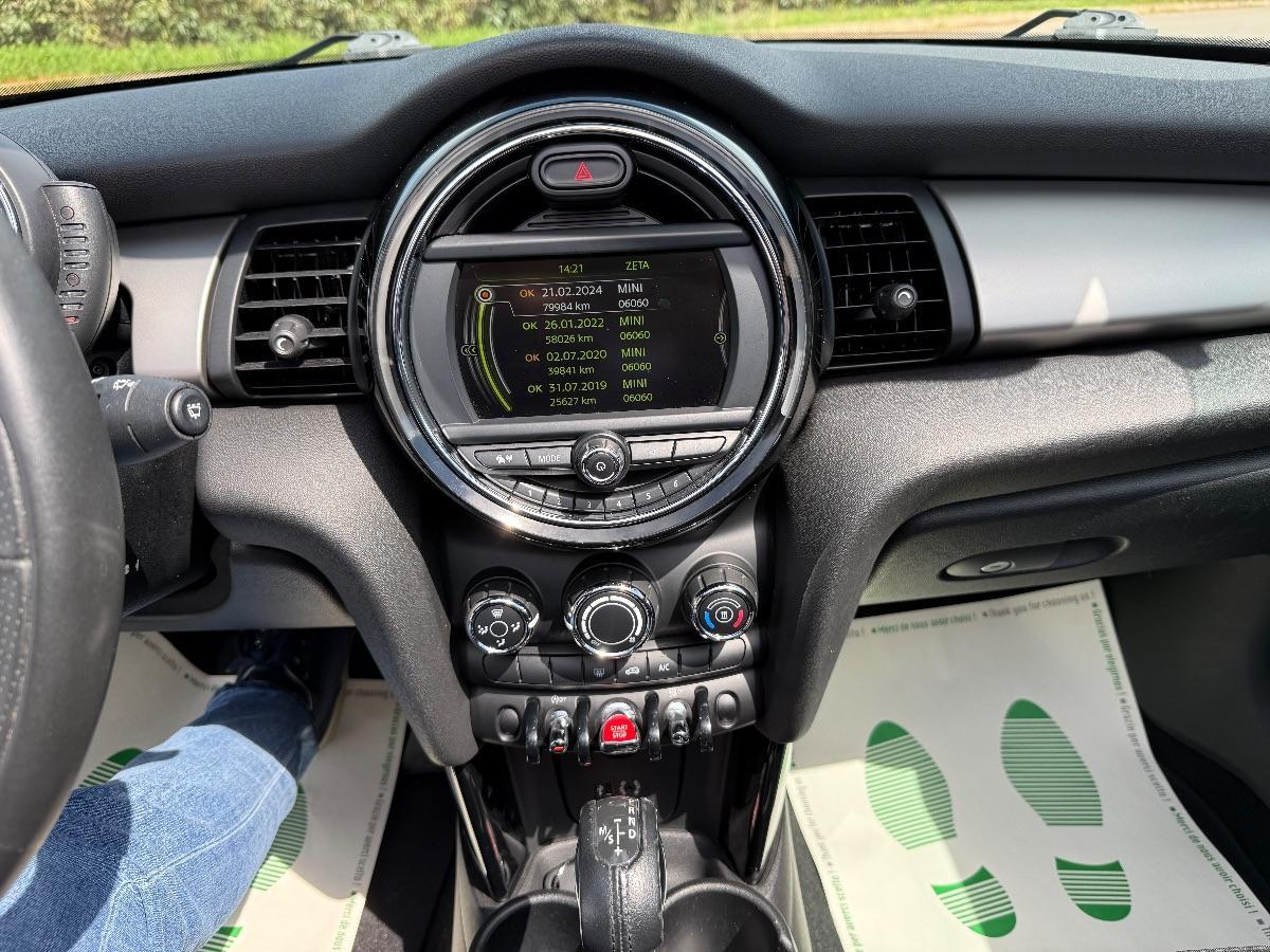 Mini Cooper 1500 D Cabrio;