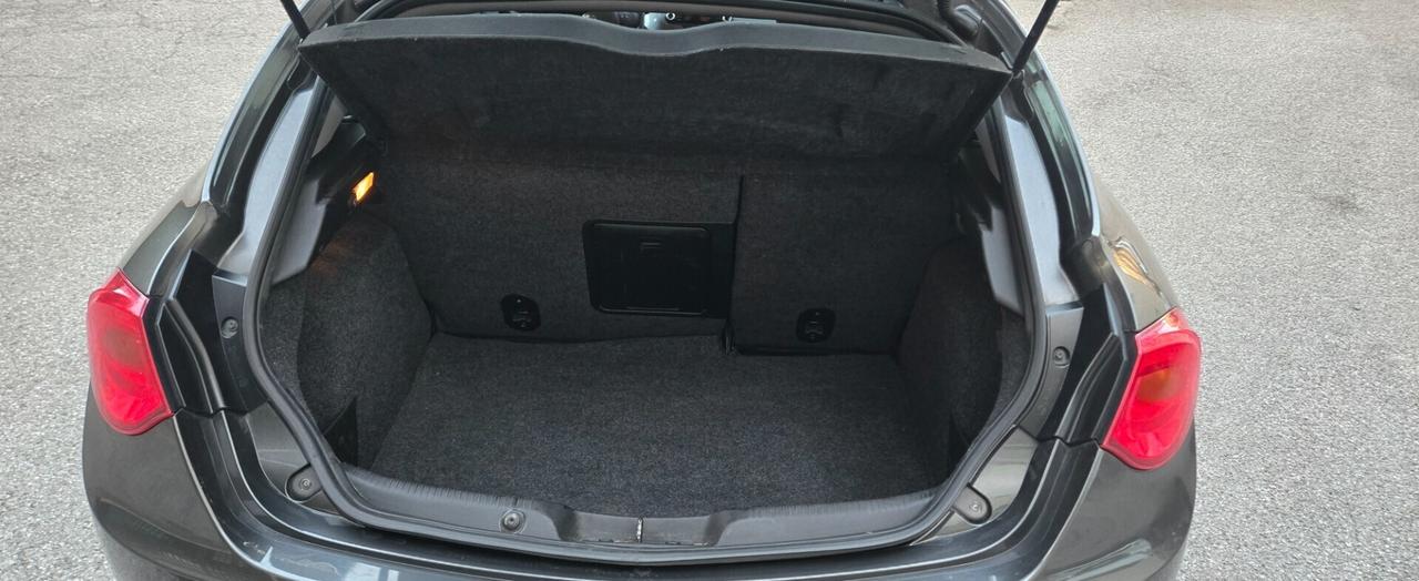 Alfa Romeo Giulietta 2.0 JTDm-2 140 CV Exclusive