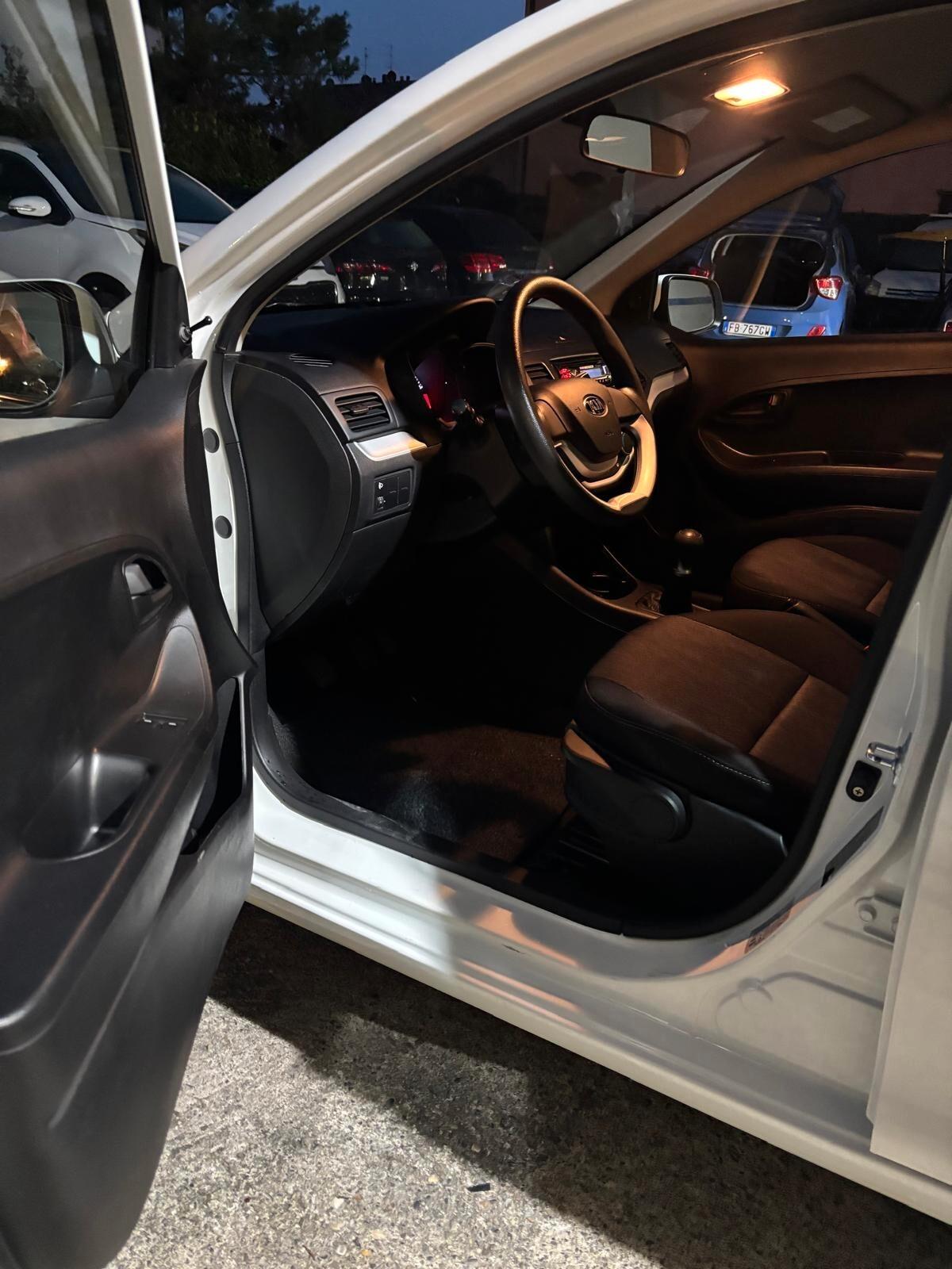 Kia Picanto 1.0 12V 5 porte Glam - NEOPATENTATI