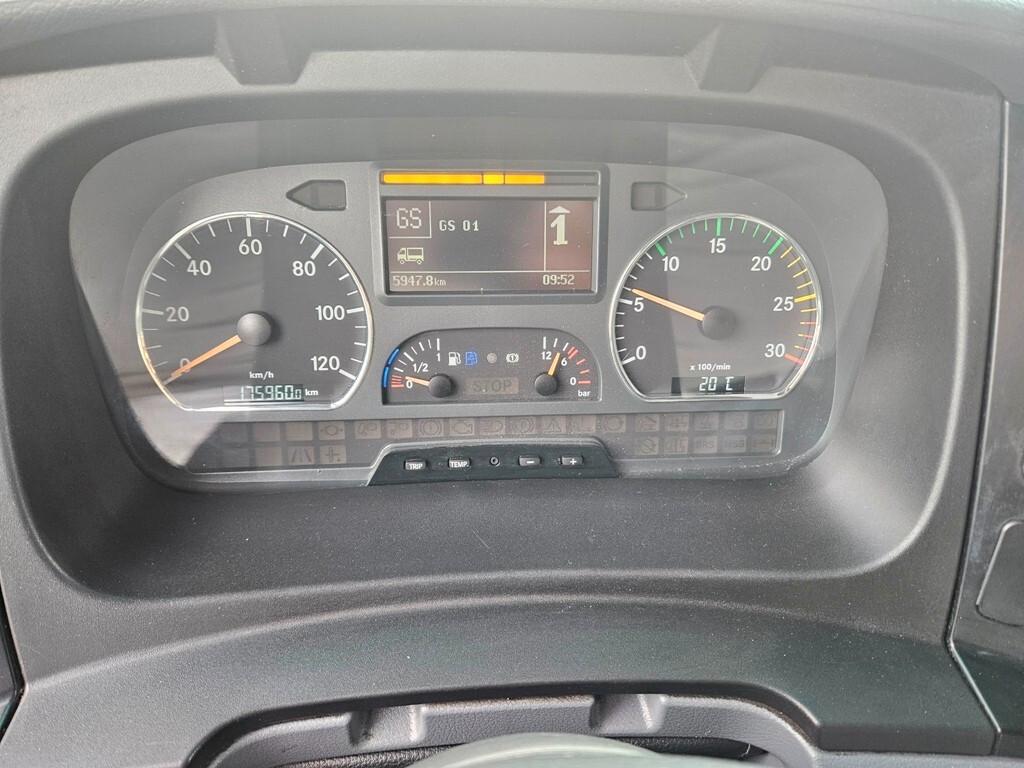MERCEDES AXOR 1833 FRIGO CON PEDANA-2011