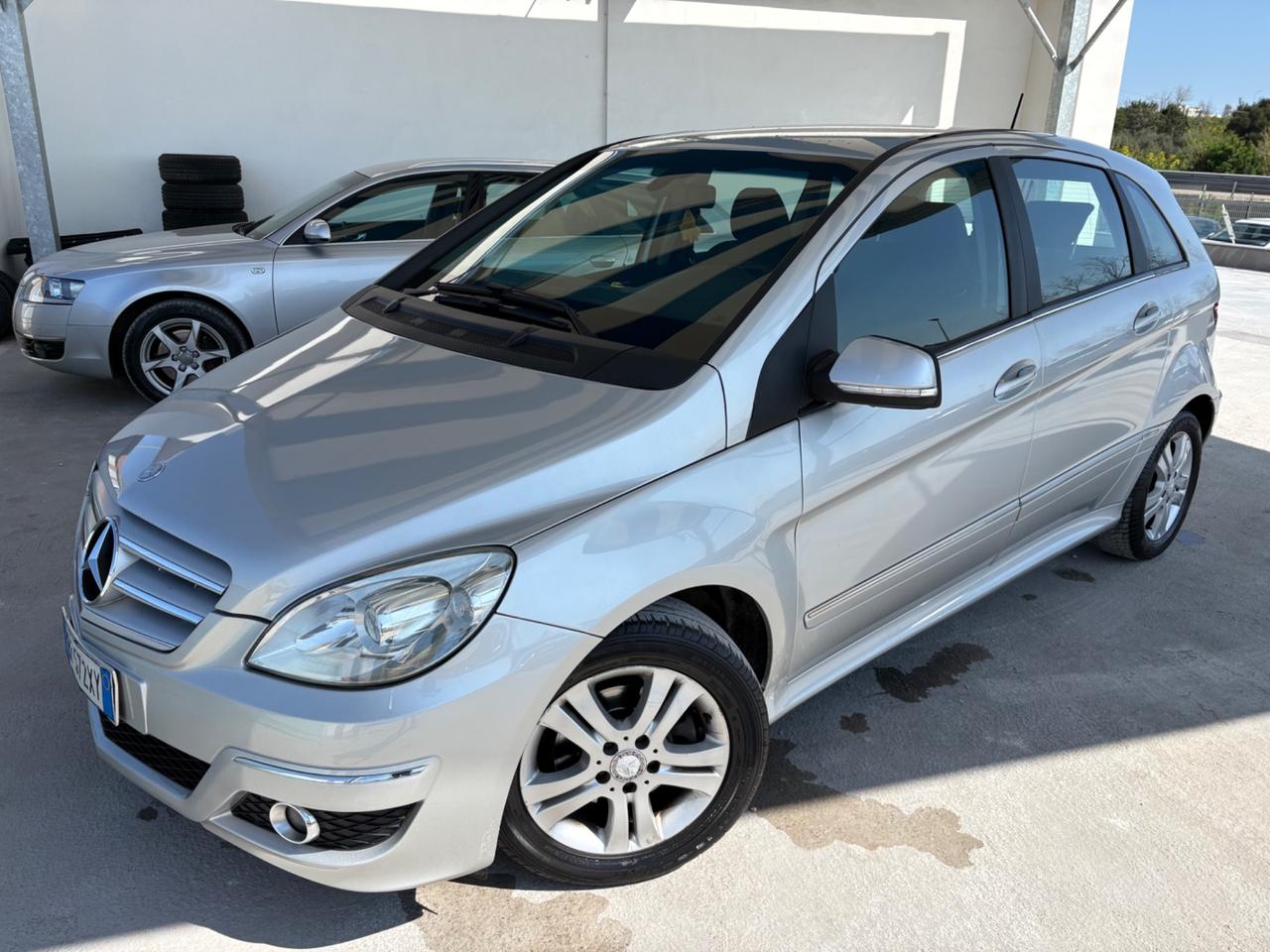 Mercedes-benz B 200 CDI Premium