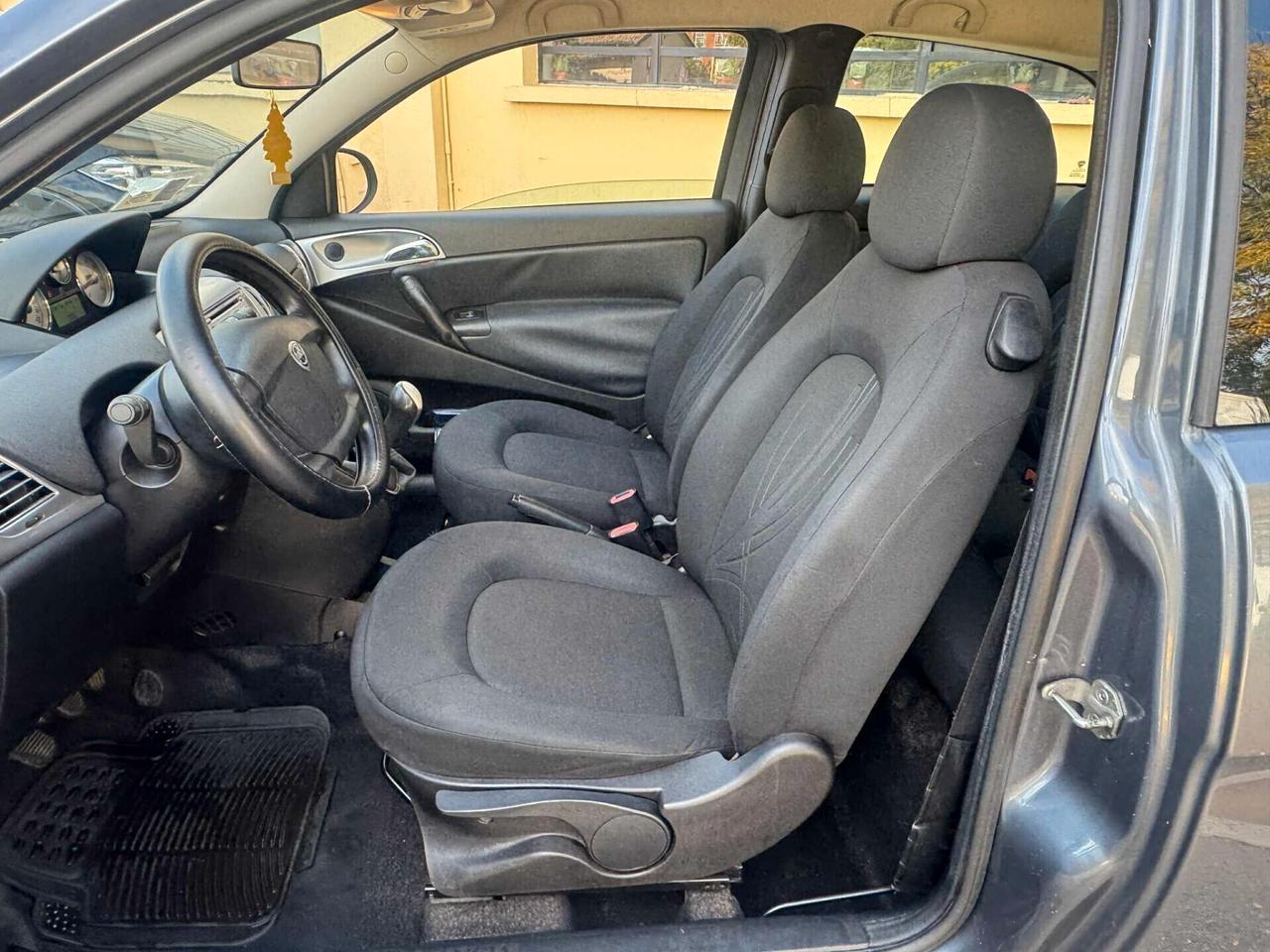 Lancia Ypsilon 1.3 DIESEL Anno 2011