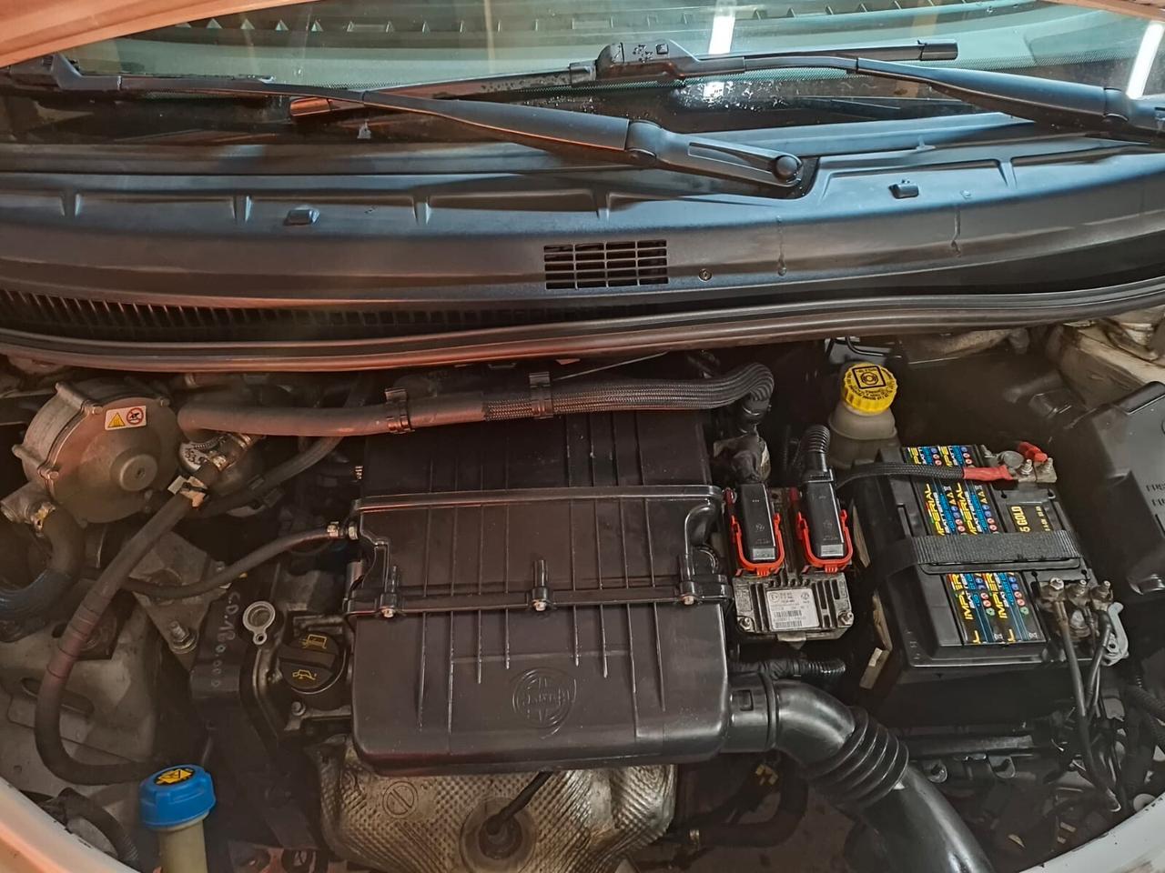 Lancia MUSA 1.4 8V Ecochic (GPL) Diva